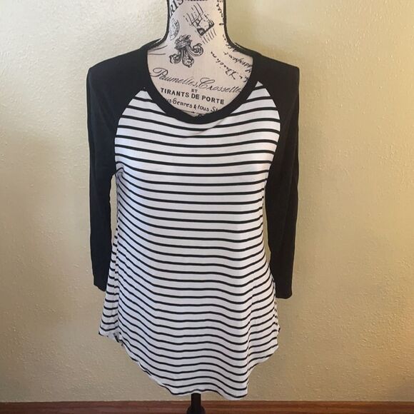 Tops - 3/4 sleeve small.  9/1